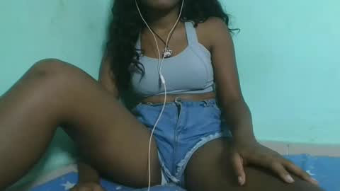 Snapshot of aimeamour chatting on 01/26/25, 03:14 aimeamour online show from 01/26/25, 03:14