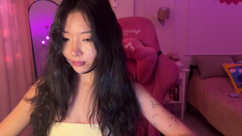 Snapshot of aimeclarks chatting on 03/19/26, 07:01 Aime online show from 03/19/26, 07:01