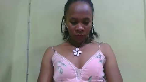 Snapshot of aimee982179 chatting on 04/24/26, 07:05 aimee982179 online show from 04/24/26, 07:05
