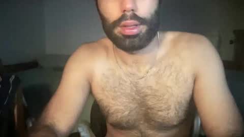 Snapshot of ain001 chatting on 12/17/25, 01:33 ain001 online show from 12/17/25, 01:33