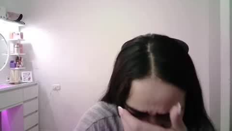 Snapshot of aineangeel chatting on 02/11/26, 01:38 AINE online show from 02/11/26, 01:38