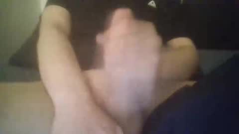 Snapshot of ainznico chatting on 10/27/25, 10:36 ainznico online show from 10/27/25, 10:36