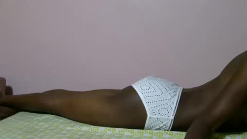 Snapshot of air_hottess chatting on 01/06/25, 06:14 Cindy online show from 01/06/25, 06:14