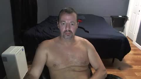 Snapshot of airbornelunsford39 chatting on 01/04/25, 10:45 Daddy online show from 01/04/25, 10:45