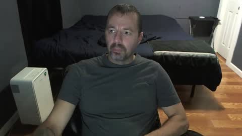 Snapshot of airbornelunsford39 chatting on 01/08/25, 11:41 Daddy online show from 01/08/25, 11:41