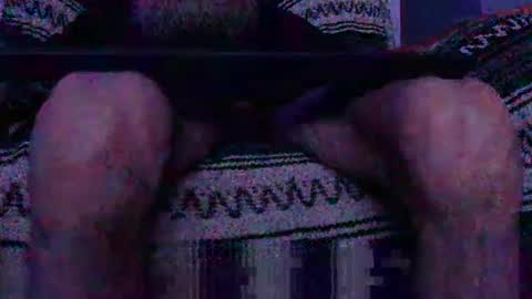 Snapshot of airportguy chatting on 10/19/25, 01:06 airportguy online show from 10/19/25, 01:06