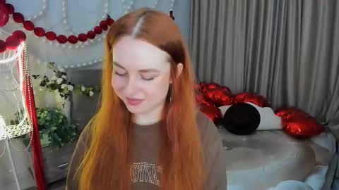 Snapshot of airysilhouette chatting on 02/26/26, 10:03 Louise online show from 02/26/26, 10:03