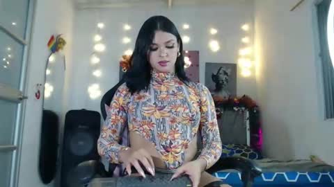 aisha299 online show from 12/20/25, 04:41