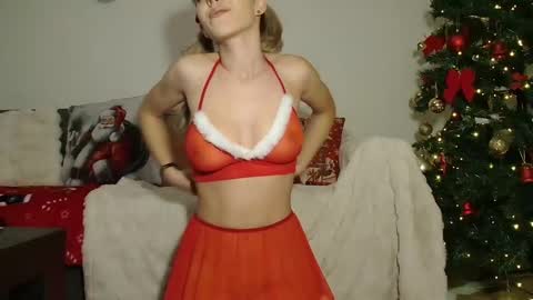 Snapshot of aisha4fun chatting on 12/22/24, 05:23 Aisha online show from 12/22/24, 05:23