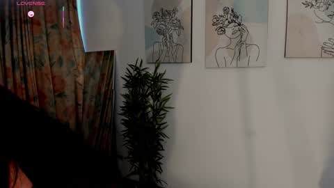 Aisha online show from 02/03/25, 02:34