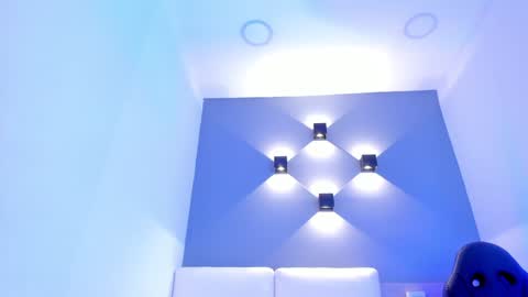 Snapshot of aisha_h chatting on 12/31/24, 08:34 Aisha online show from 12/31/24, 08:34