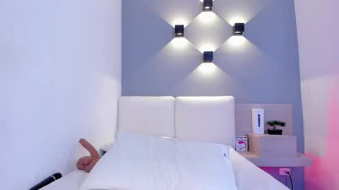 Snapshot of aisha_h chatting on 02/02/25, 02:06 Aisha online show from 02/02/25, 02:06