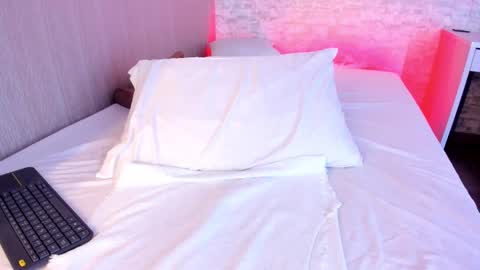 Snapshot of aisha_h chatting on 02/12/25, 11:20 Aisha online show from 02/12/25, 11:20