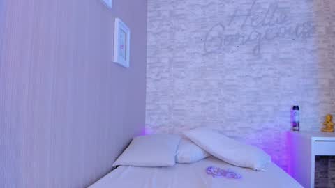 Snapshot of aisha_h chatting on 02/28/25, 03:15 Aisha online show from 02/28/25, 03:15