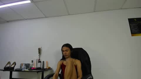 Aisha online show from 09/21/25, 01:51