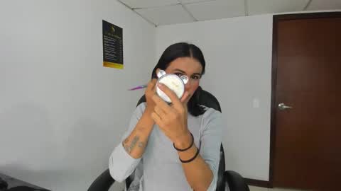 Snapshot of aisha_hotts777 chatting on 01/17/26, 03:33 Aisha online show from 01/17/26, 03:33