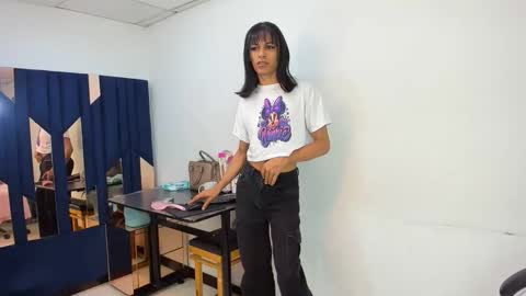 Snapshot of aisha_hotts777 chatting on 04/11/26, 03:11 Aisha online show from 04/11/26, 03:11