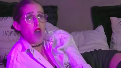 Snapshot of aisha_hummer chatting on 10/25/25, 08:25 AishaHummer online show from 10/25/25, 08:25