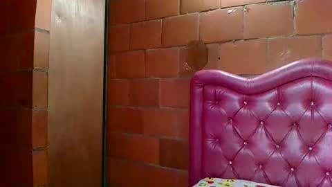 aisha koswell3 online show from 10/11/25, 05:44