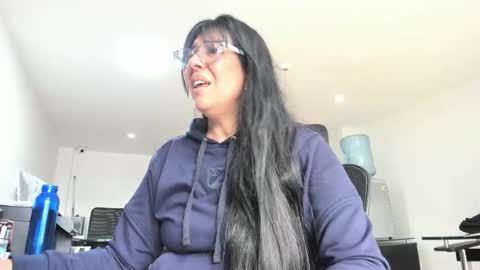 Snapshot of aisha_latina chatting on 12/04/25, 02:26 Katie online show from 12/04/25, 02:26