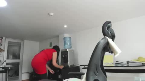 Snapshot of aisha_latina chatting on 03/25/26, 03:40 Katie online show from 03/25/26, 03:40