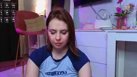 Snapshot of aisha_riley chatting on 06/25/26, 04:22 Aisha online show from 06/25/26, 04:22