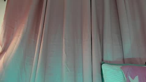 Snapshot of aisha_w10 chatting on 03/11/25, 03:45 Aisha online show from 03/11/25, 03:45
