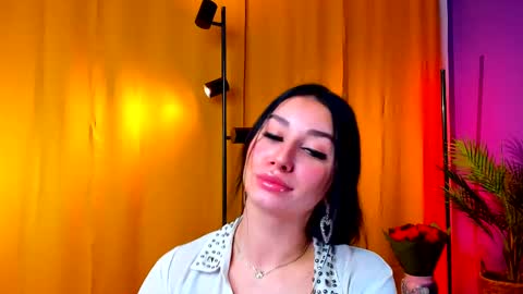 Lora online show from 02/28/25, 12:20