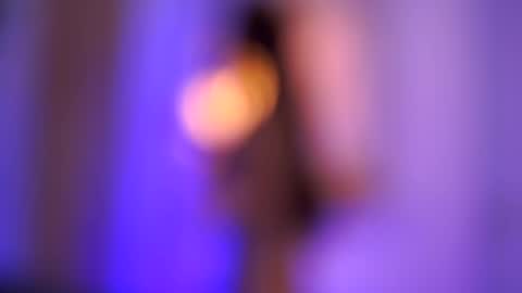 Aisha online show from 04/05/26, 09:17