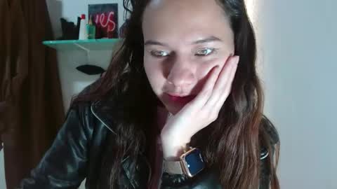 Snapshot of aishafuckaas chatting on 09/09/25, 09:03 aishafuckaas online show from 09/09/25, 09:03