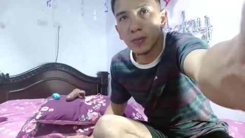 Snapshot of aishafuckaas chatting on 12/03/25, 06:43 aishafuckaas online show from 12/03/25, 06:43