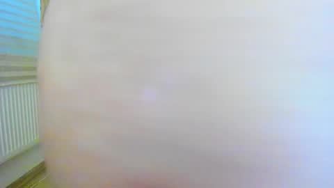 Aisha online show from 12/21/24, 05:36