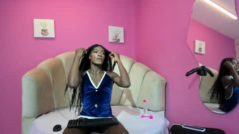 Snapshot of aishasounders chatting on 12/12/24, 09:48 aishasounders online show from 12/12/24, 09:48