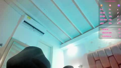 aisha  online show from 03/28/26, 10:26