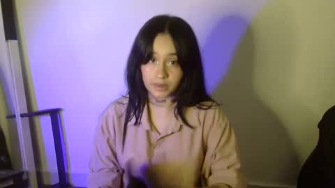 Snapshot of aitana23_ chatting on 01/12/25, 01:21 aiti online show from 01/12/25, 01:21