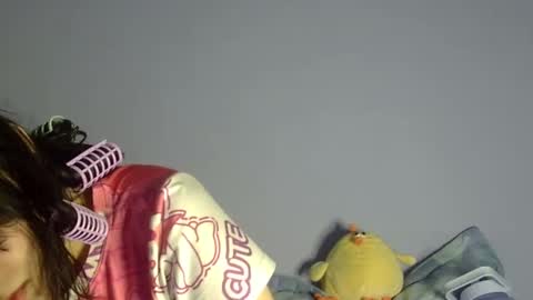 Snapshot of aitana23_ chatting on 02/04/25, 12:19 aiti online show from 02/04/25, 12:19