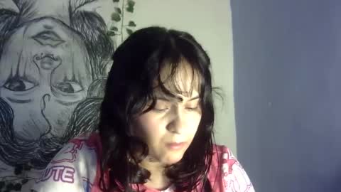 Snapshot of aitana23_ chatting on 02/05/25, 01:58 aiti online show from 02/05/25, 01:58