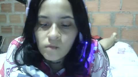 Snapshot of aitana23_ chatting on 09/18/25, 02:02 aiti online show from 09/18/25, 02:02