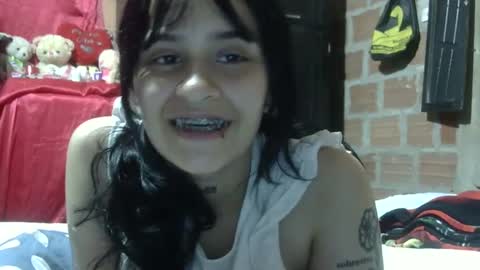 Snapshot of aitana23_ chatting on 10/01/25, 12:16 aiti online show from 10/01/25, 12:16