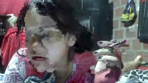 Snapshot of aitana23_ chatting on 10/10/25, 02:10 aiti online show from 10/10/25, 02:10