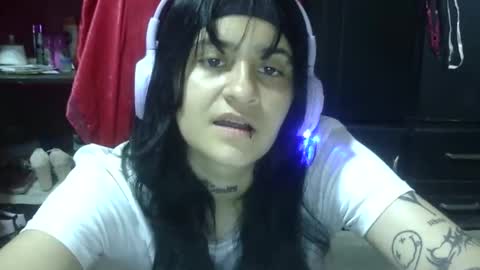 Snapshot of aitana23_ chatting on 10/11/25, 01:16 aiti online show from 10/11/25, 01:16
