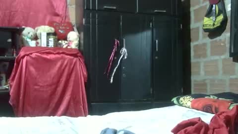 Snapshot of aitana23_ chatting on 10/24/25, 01:03 aiti online show from 10/24/25, 01:03