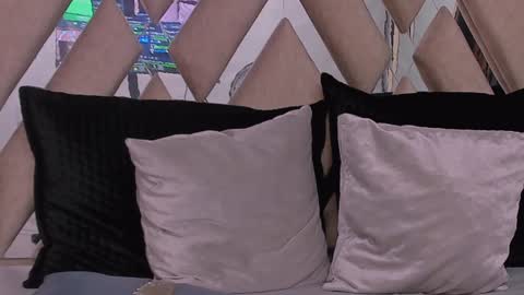 little aitana  online show from 01/22/25, 03:51