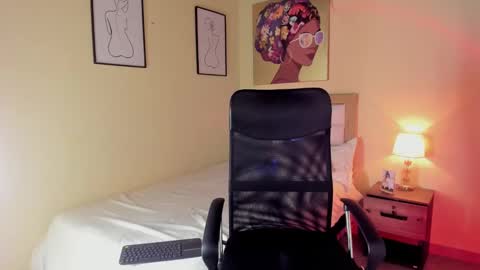 Aitana Brown online show from 02/04/25, 12:40