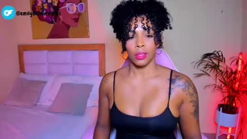 Snapshot of aitana_brown chatting on 06/21/26, 03:25 Aitana Brown online show from 06/21/26, 03:25
