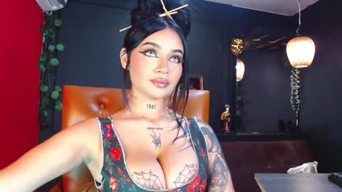 Ahitana Russ online show from 02/08/25, 03:00