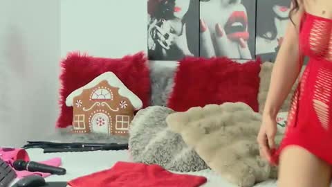 Snapshot of aitanna_love chatting on 12/22/25, 08:44 Aitanna Love online show from 12/22/25, 08:44