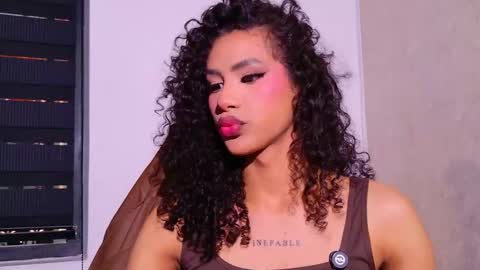 Queen Dumont   online show from 02/07/26, 06:55