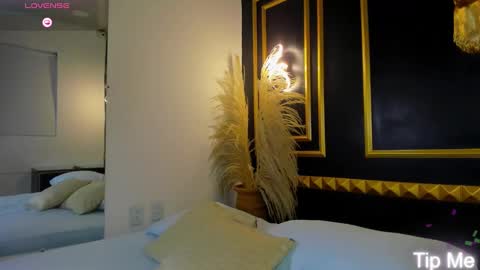 Aixa Burgos online show from 10/15/25, 12:27