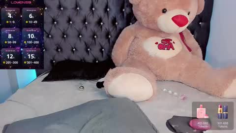 aixa_beltran online show from 02/23/25, 12:37